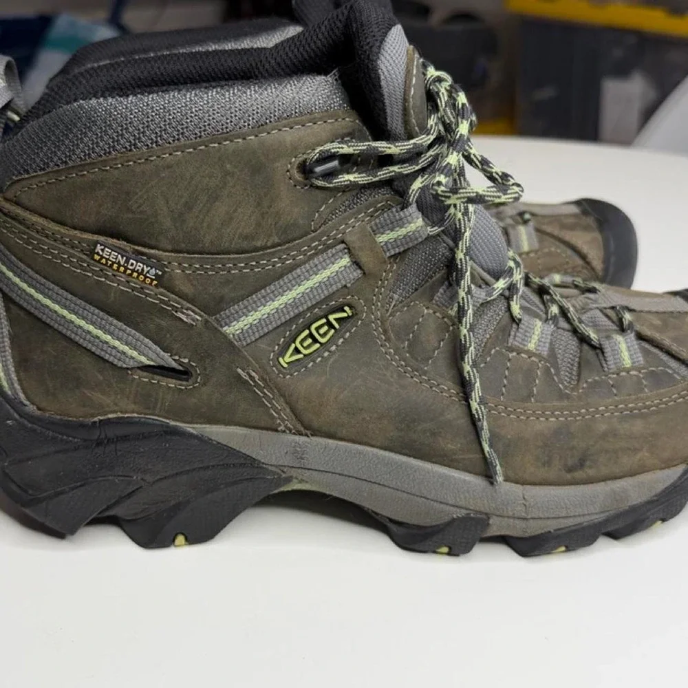 KEEN Targhee II Mid Waterproof Hiking Boots Olive Leather Trail Shoes Women's
